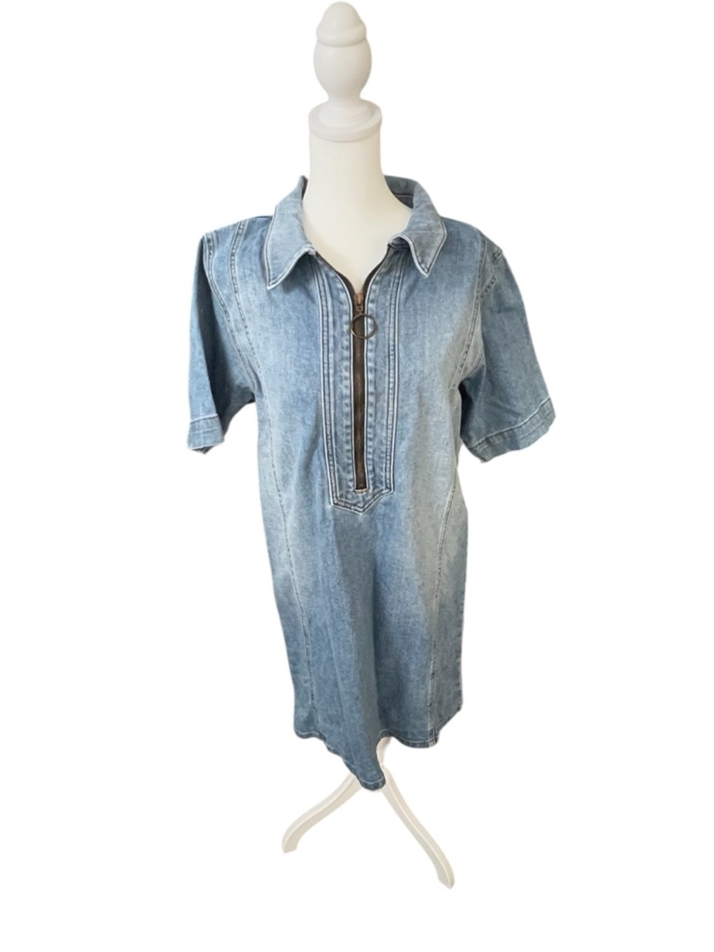Ramy Brook Tunechi Denim Dress - Light Wash. Women’s 28. - Picture 4 of 10